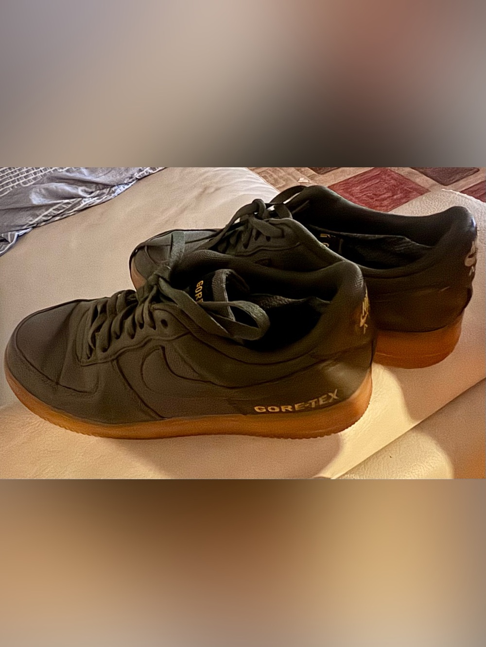 Nike Men's Dark Green GORE-TEX Sneakers with Gum Sole